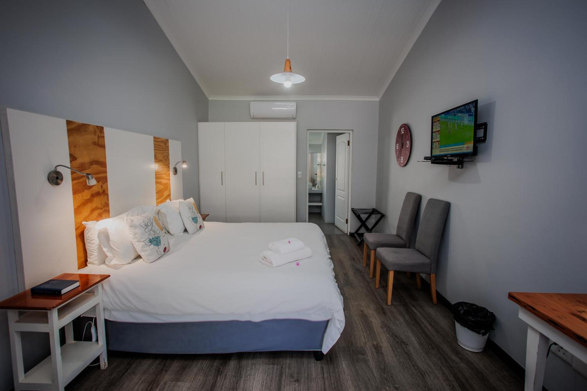 Aan De Eike Guest House Swellendam Dış mekan fotoğraf