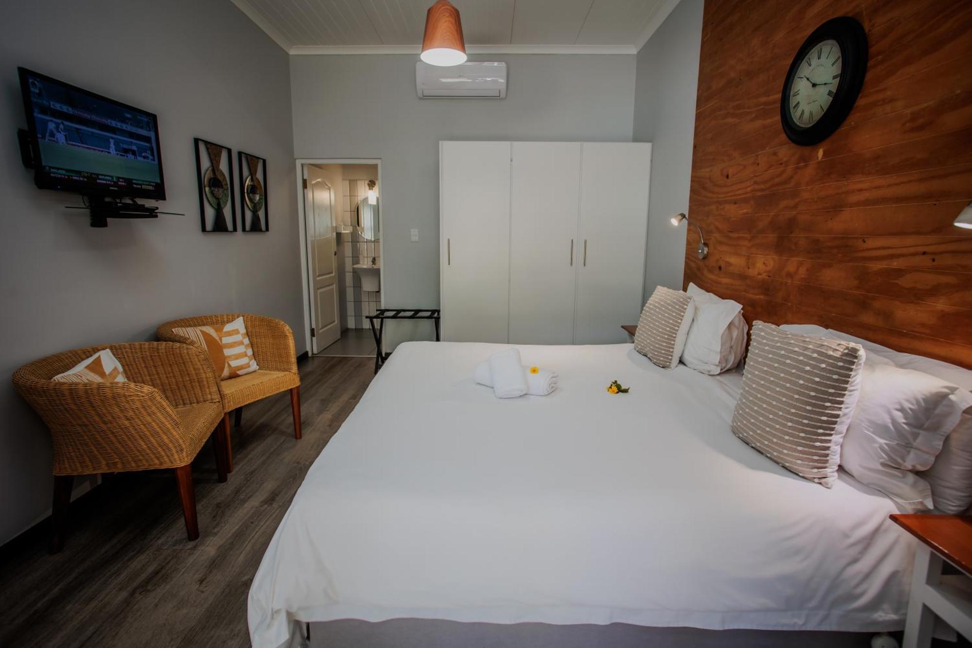 Aan De Eike Guest House Swellendam Dış mekan fotoğraf