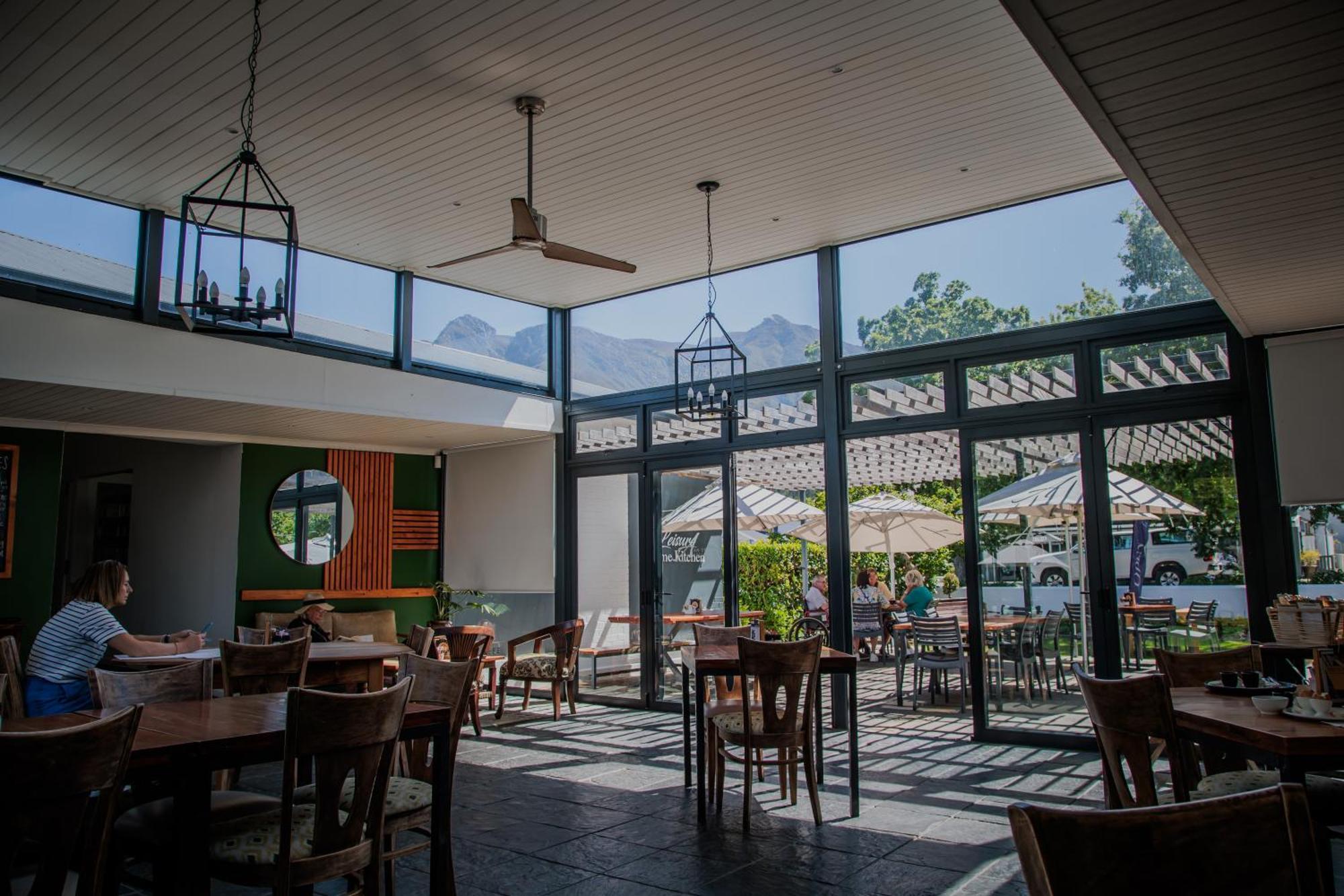 Aan De Eike Guest House Swellendam Dış mekan fotoğraf