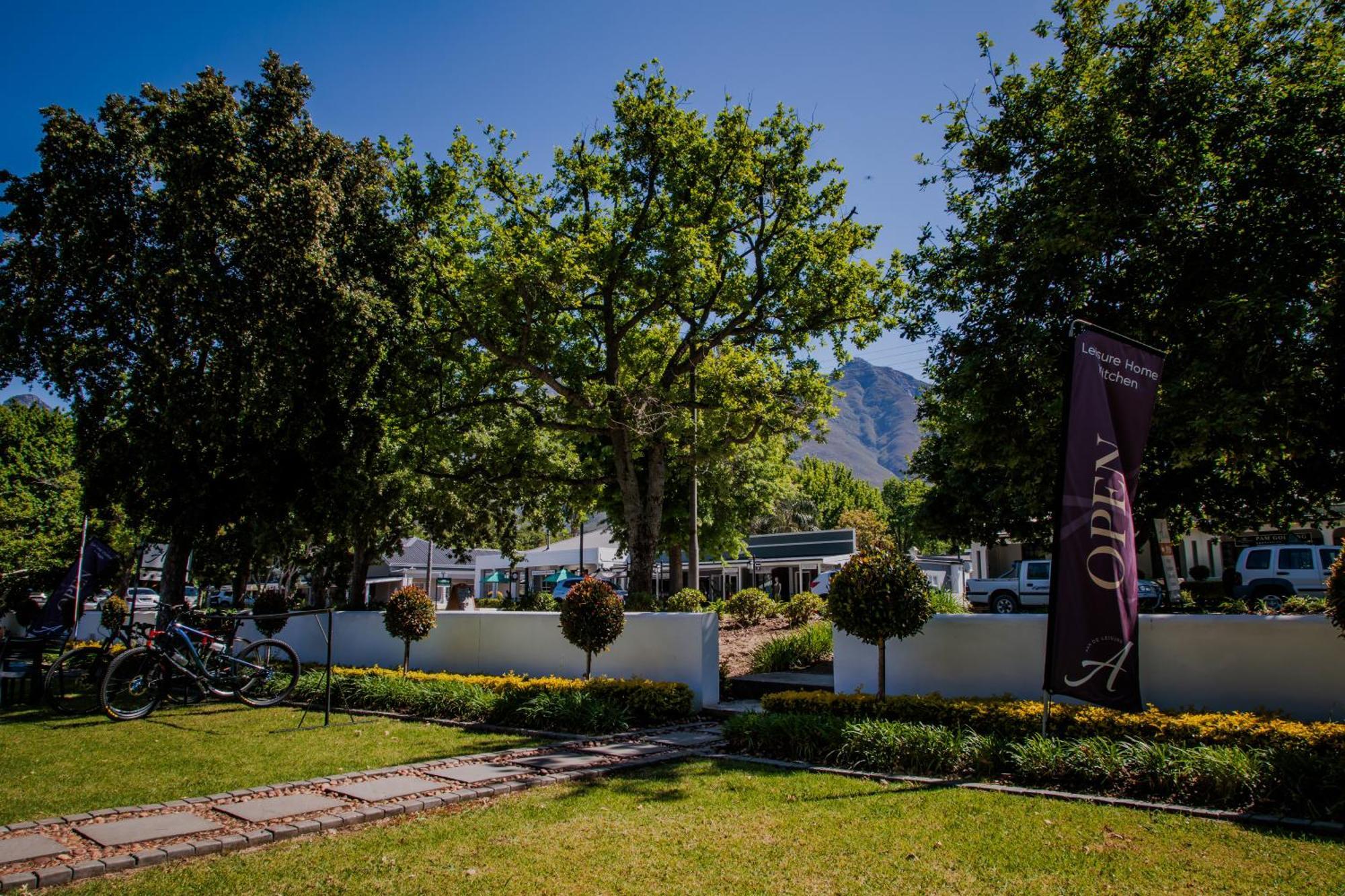 Aan De Eike Guest House Swellendam Dış mekan fotoğraf
