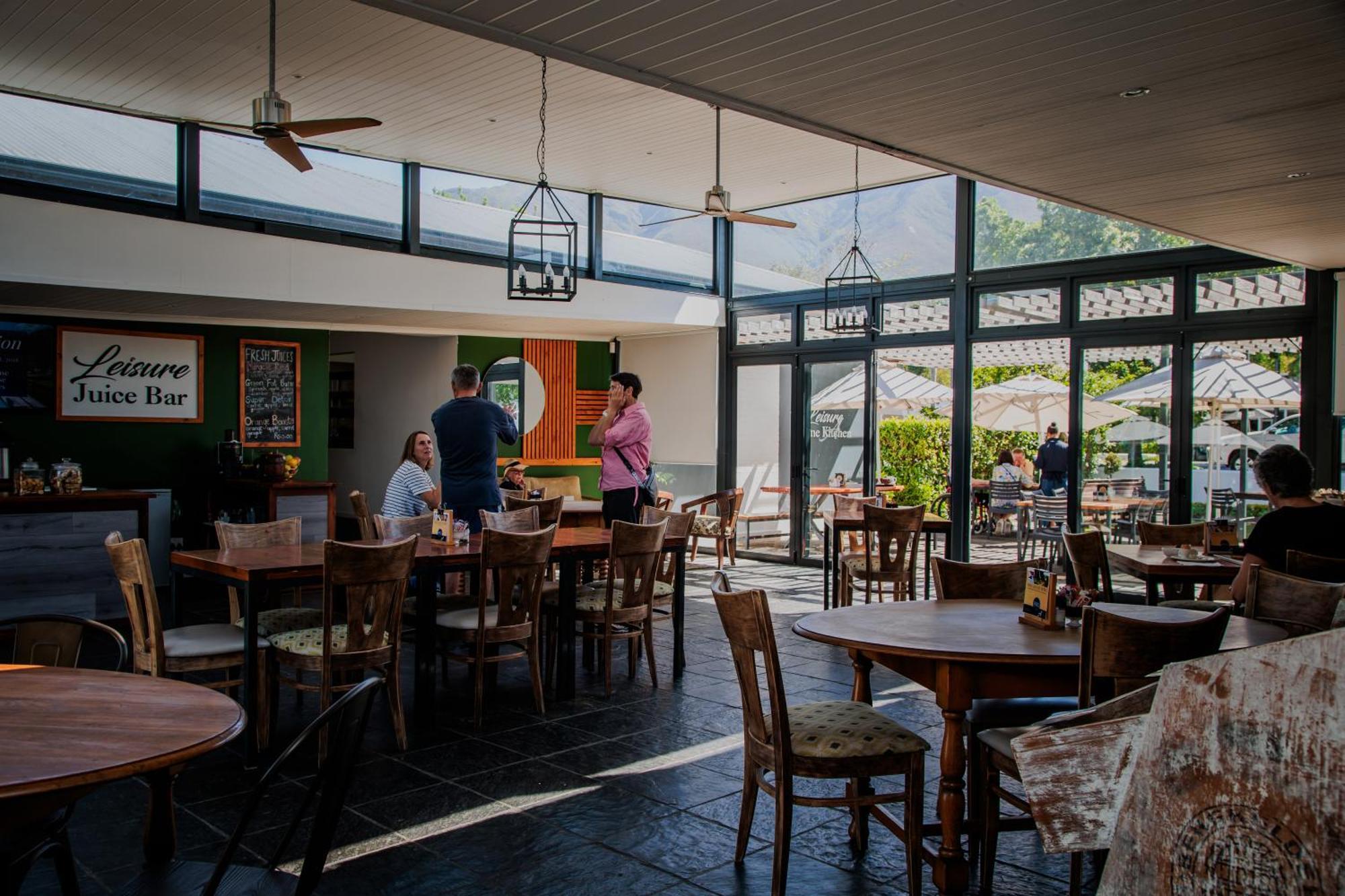 Aan De Eike Guest House Swellendam Dış mekan fotoğraf